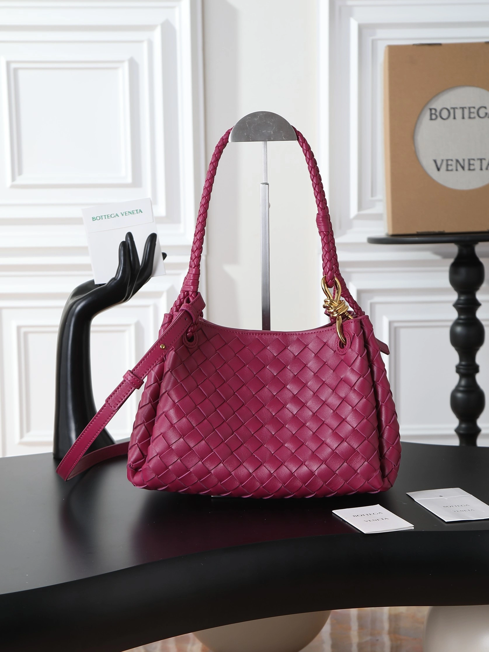 MOMO-- V595t1 835921VCPPT5568 high quality version Parachute sheepskin item:F-B000B0260