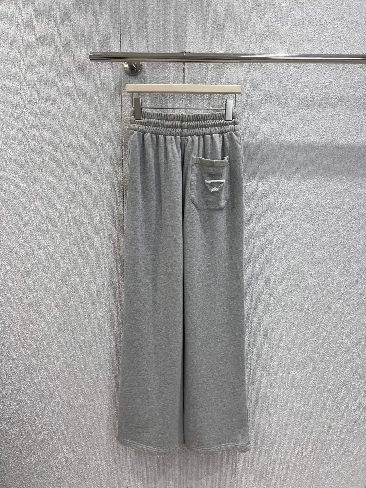 & Victoria - Pr141 item:E-F000I1601H