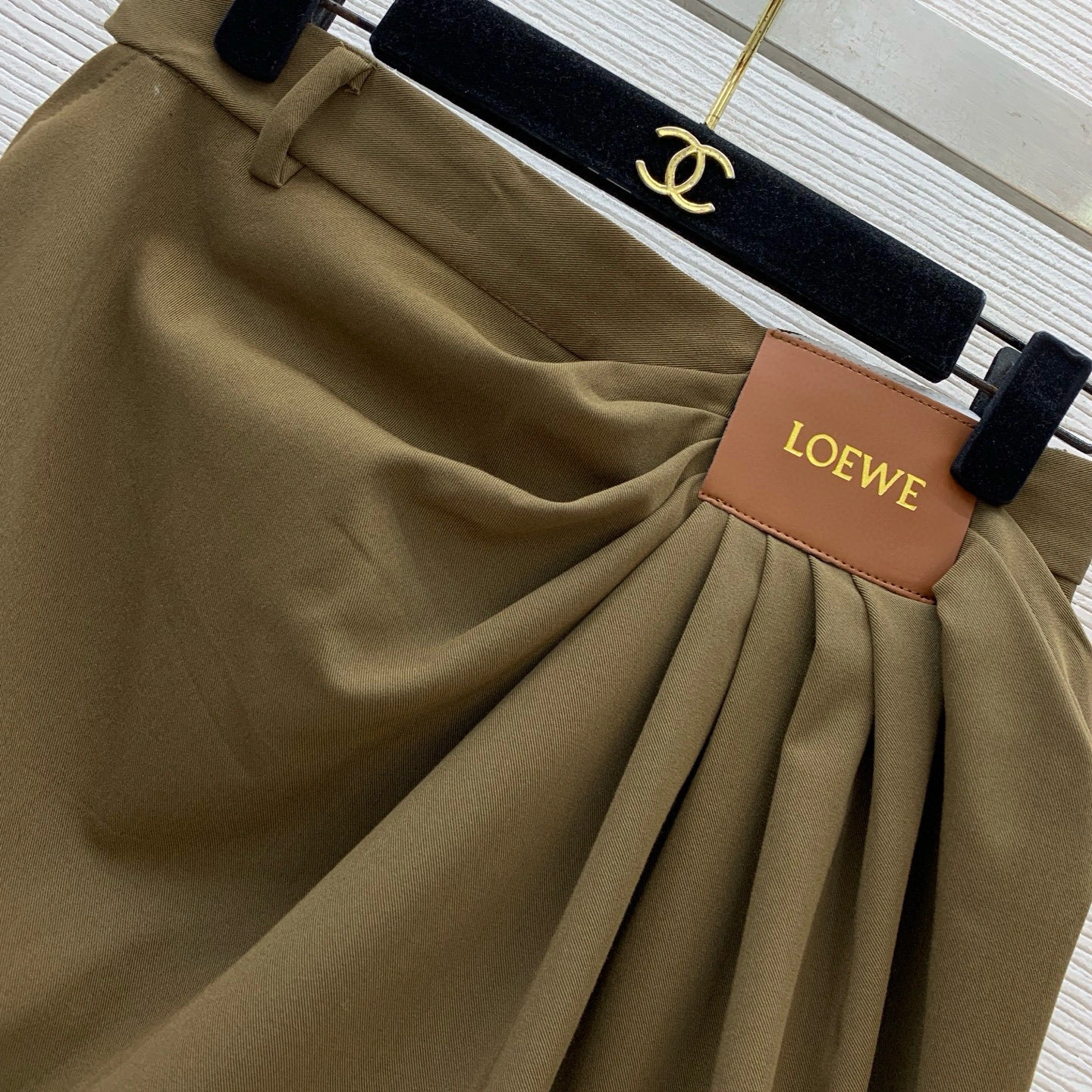 & Victoria- 8o5w5 2colour item:E-F044F0321-2