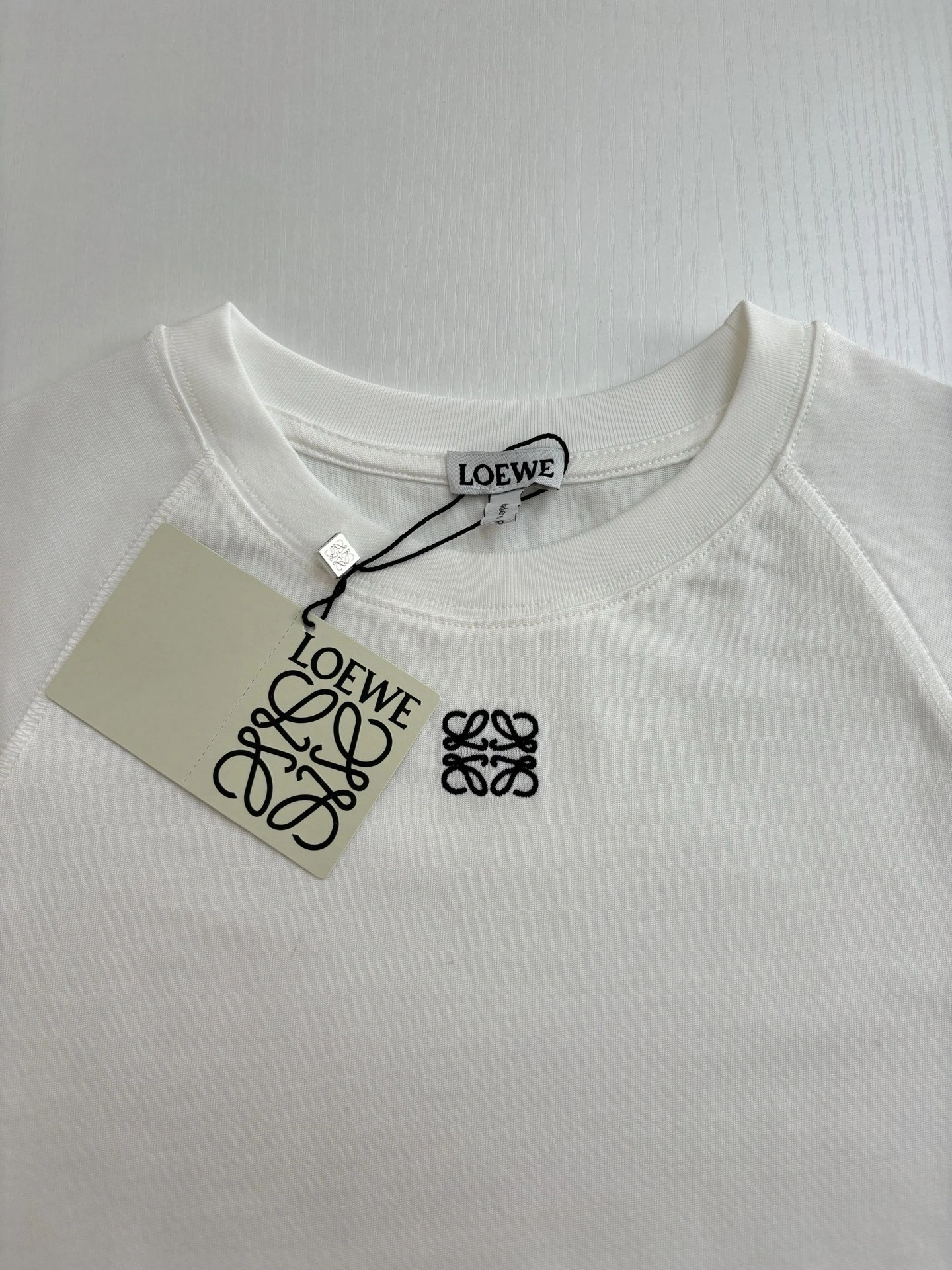 & Victoria- 8o5w5 Cotton embroidery item:E-F363J4035