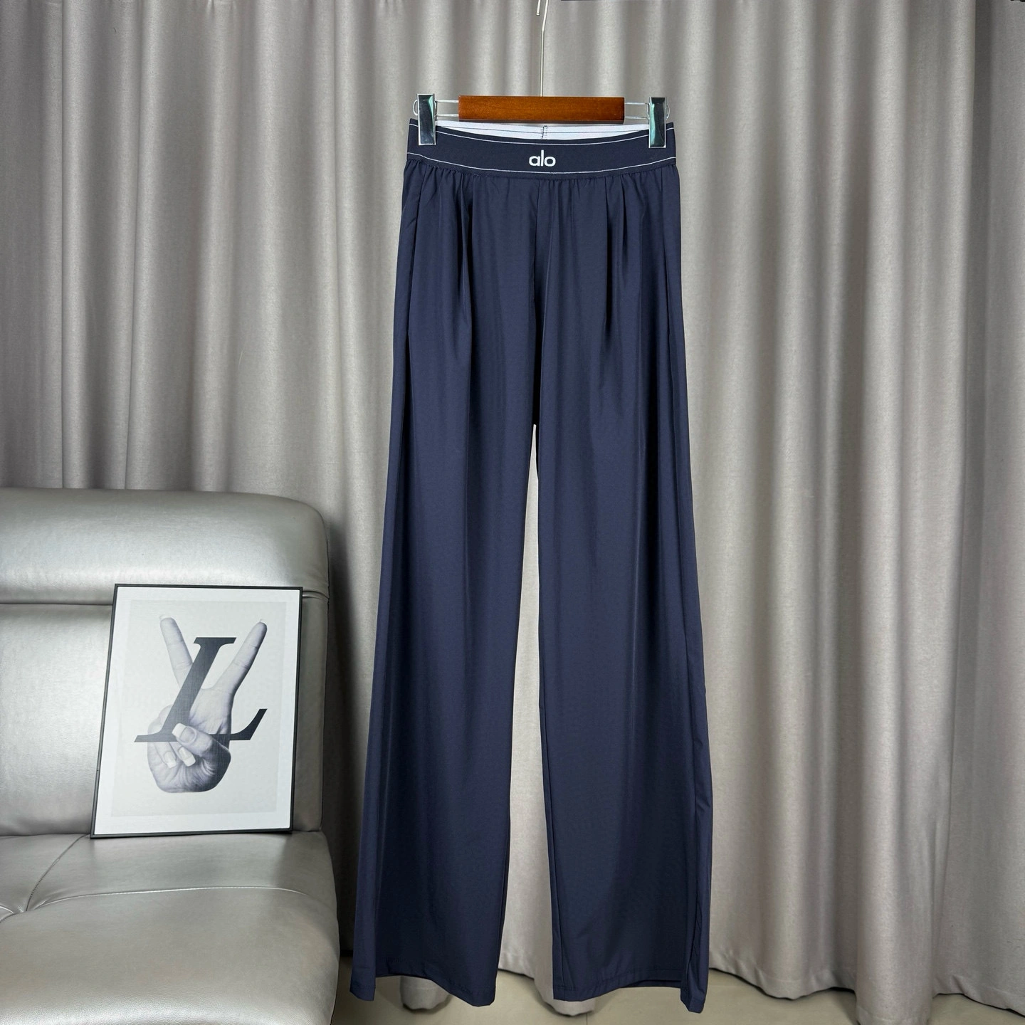 & Victoria-Other brands 2Colour item:E-F213J0899-2H