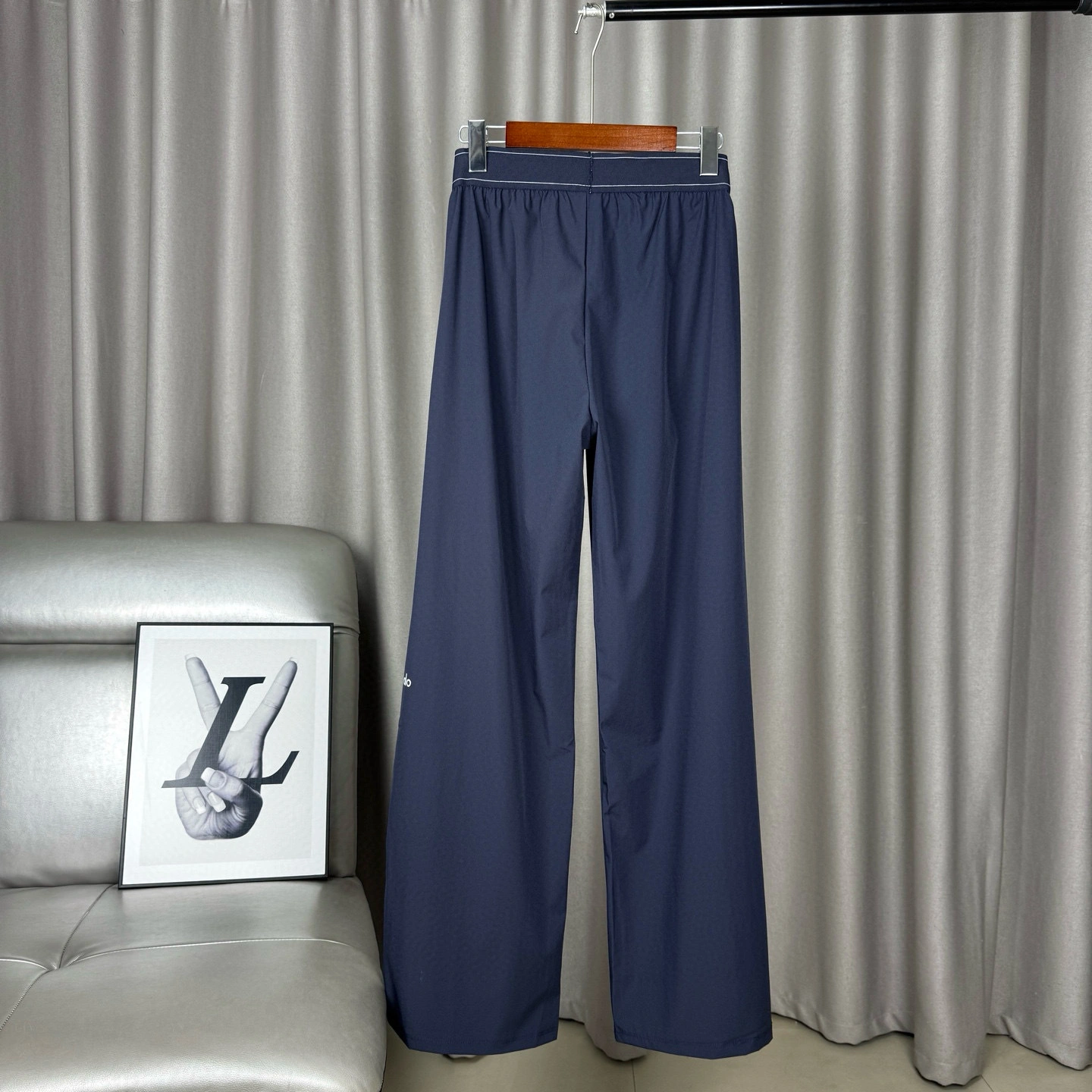 & Victoria-Other brands 2Colour item:E-F213J0899-2H