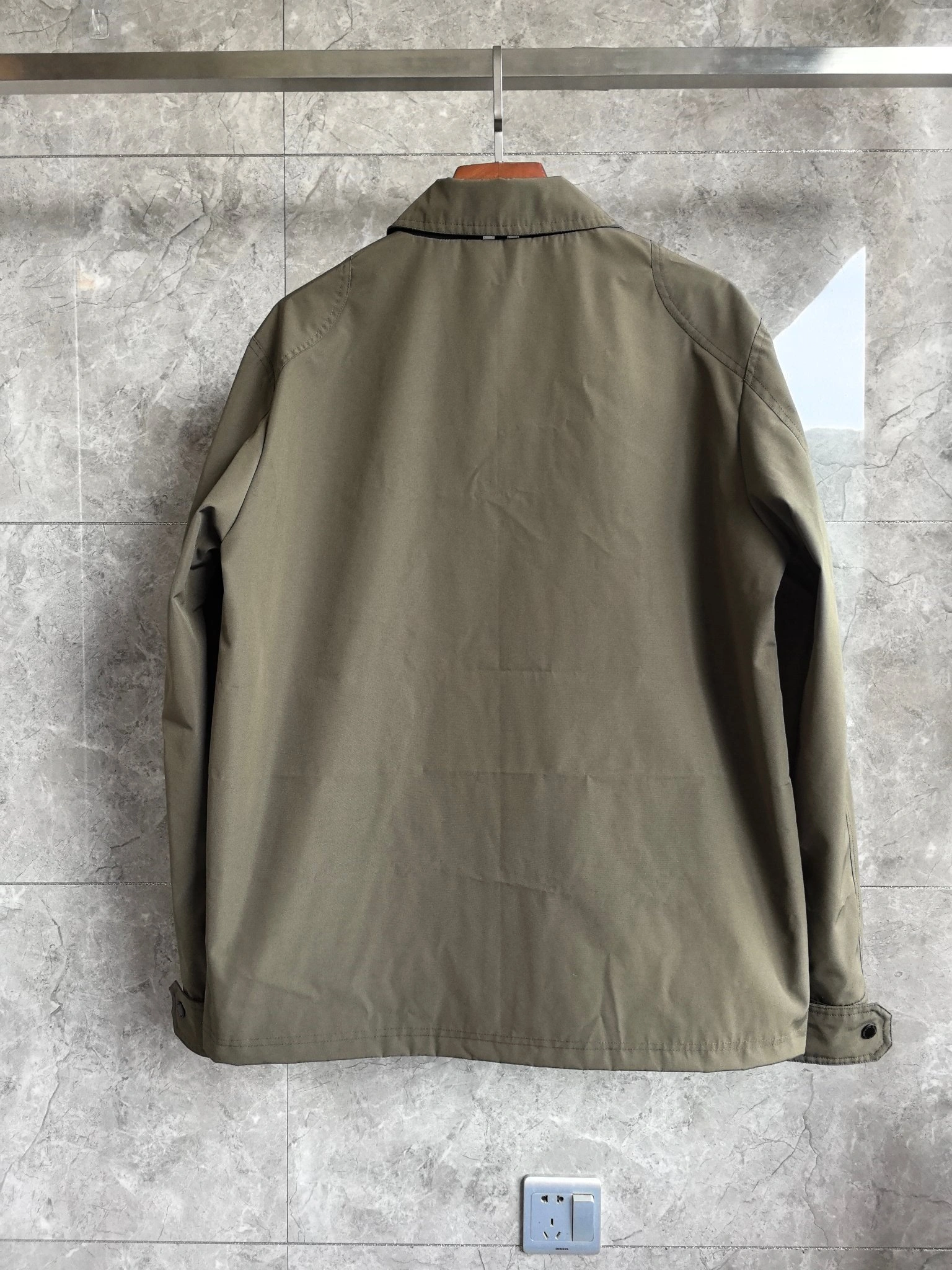 & air- 6oos5 oversized 2Colour item:D-F000I0730-2