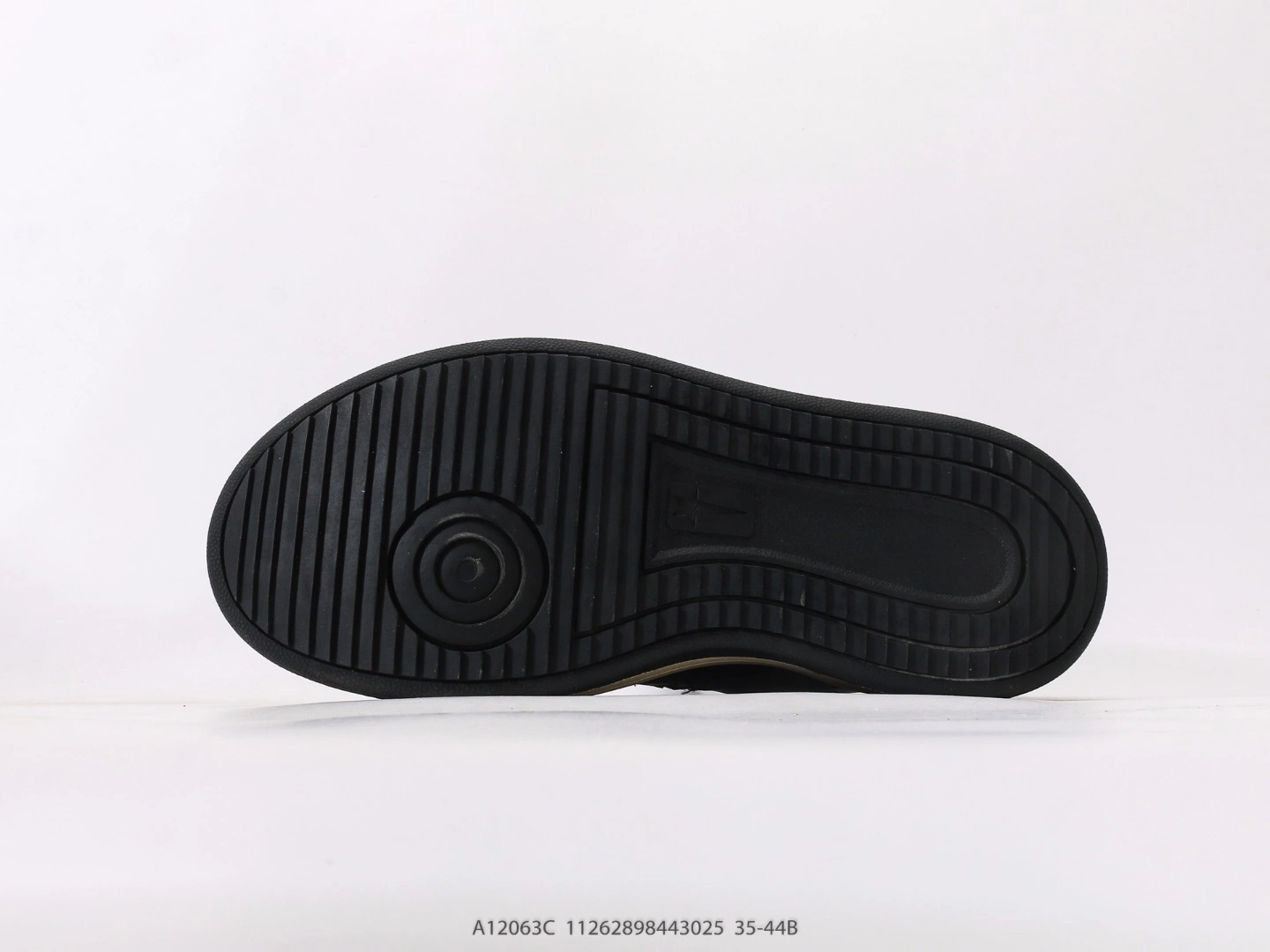 Flying pig--Other brands A12063C Ow59s DRKSHDW x 3o9v5rs5 Dbl Drkstar Chuck 70s item: E-X123L2821B