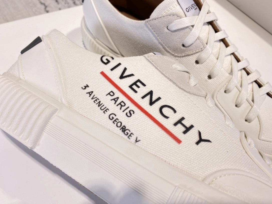 & canvas low-top sneaker tennis light item number：007E013X0780E2313