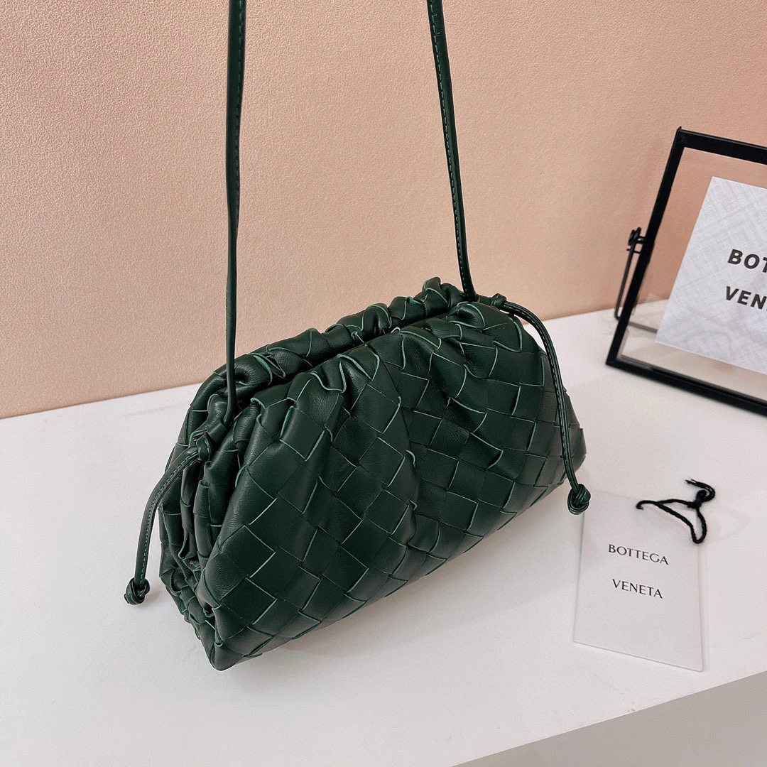MOMO- high quality version 585852VCPP13035 585852-VCPP1-3035 Pouch20 item：B-B063G2331C