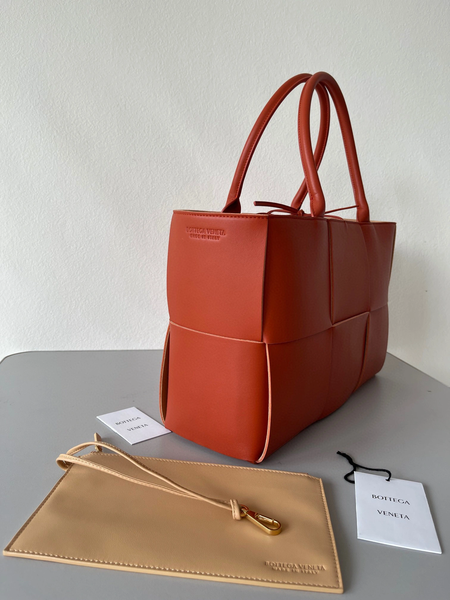 MOMO- high quality version 609175-VMAY3-7660 Intreccio tote lambskin item：B-B063I0706C