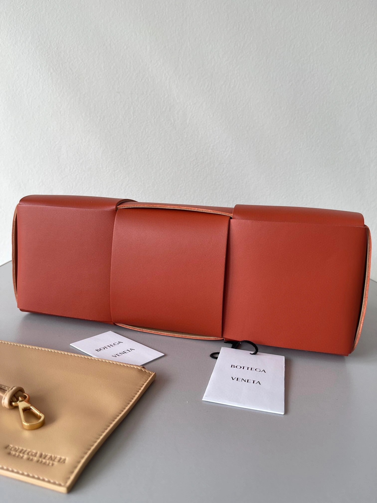 MOMO- high quality version 609175-VMAY3-7660 Intreccio tote lambskin item：B-B063I0706C
