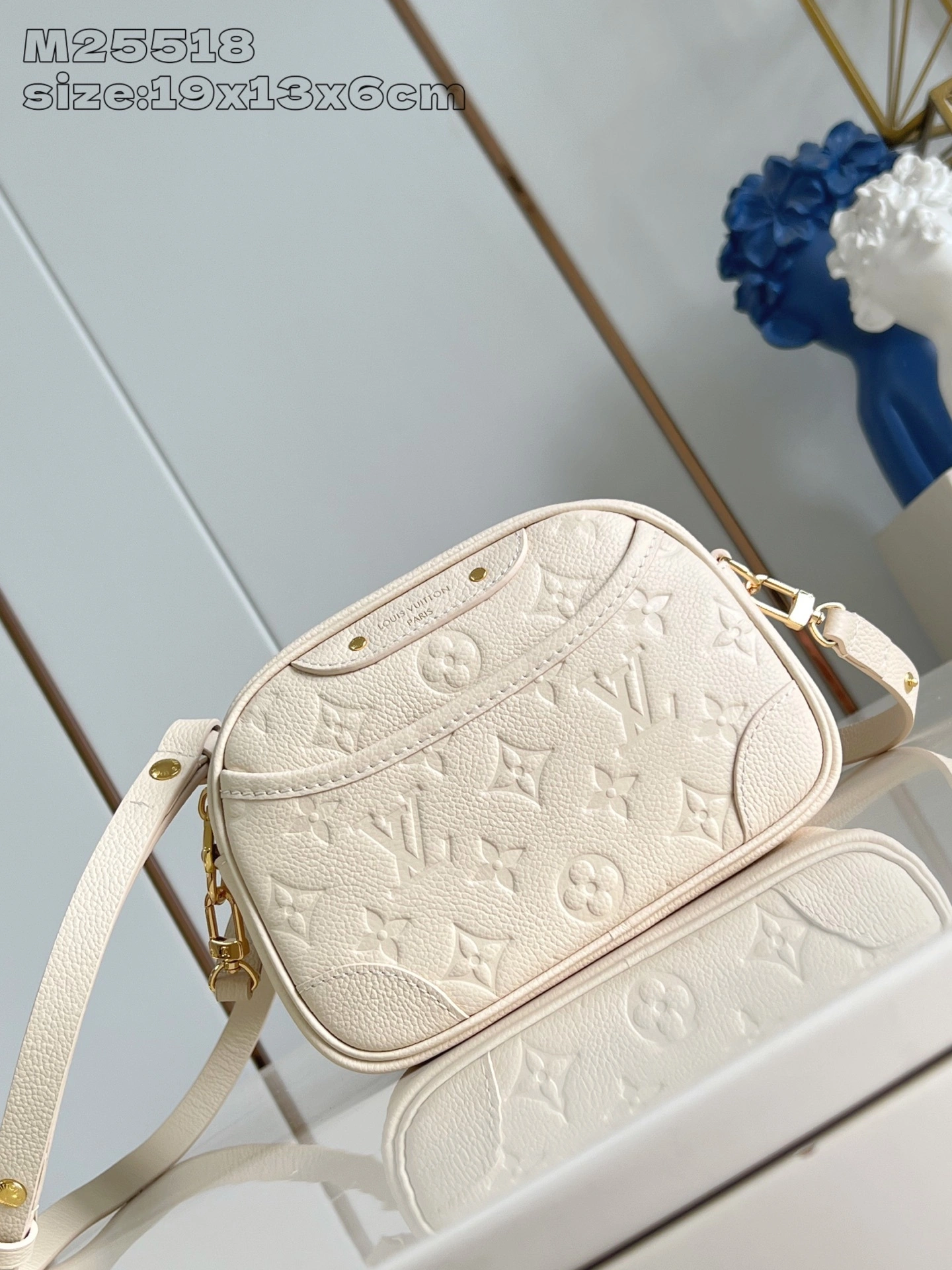 MOMO-- 8V M26509 high quality version Monogram Empreinte Tiny Camera Bag cowhide item:E-B574K1819