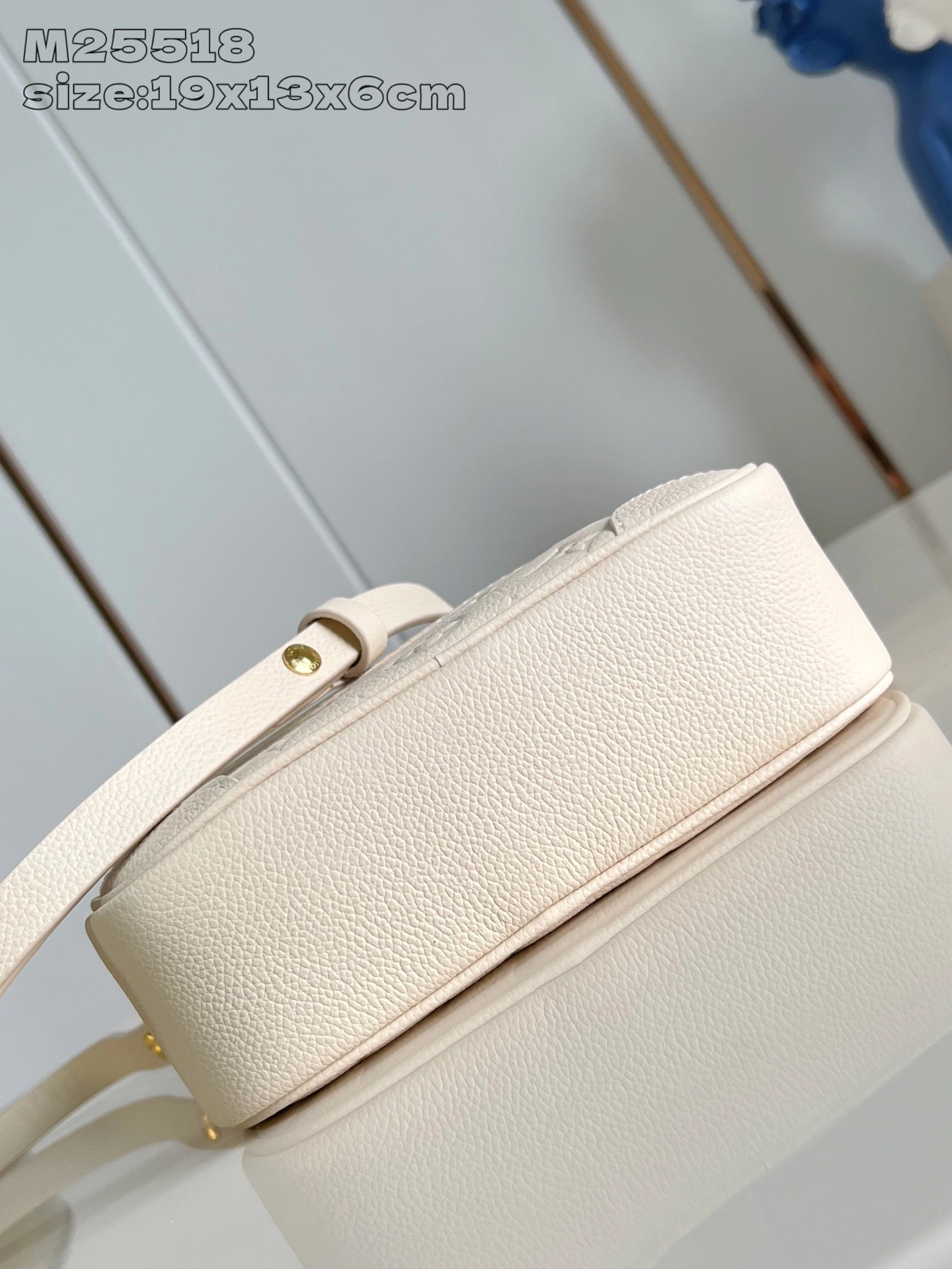 MOMO-- 8V M26509 high quality version Monogram Empreinte Tiny Camera Bag cowhide item:E-B574K1819