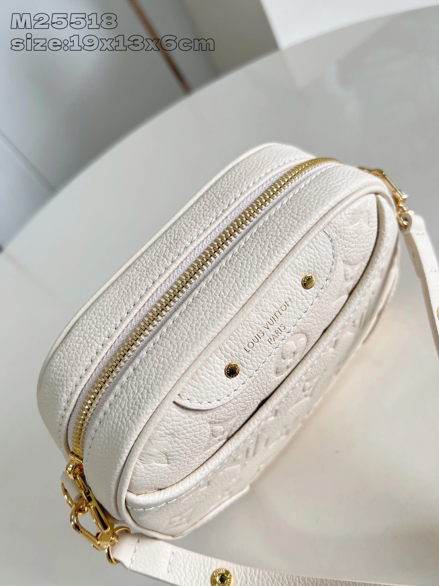 MOMO-- 8V M26509 high quality version Monogram Empreinte Tiny Camera Bag cowhide item:E-B574K1819