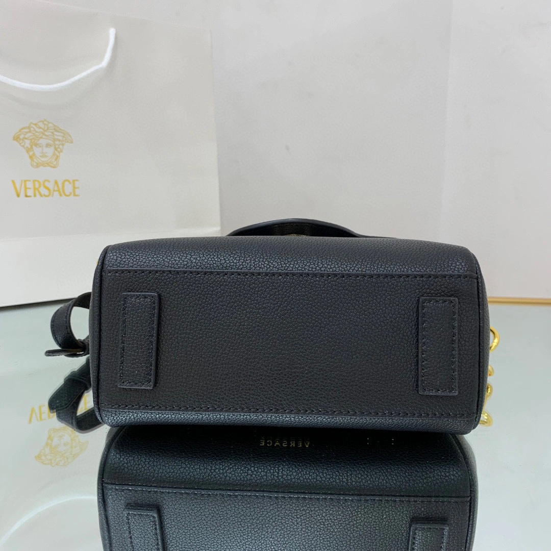 & item: B-B063B64389T