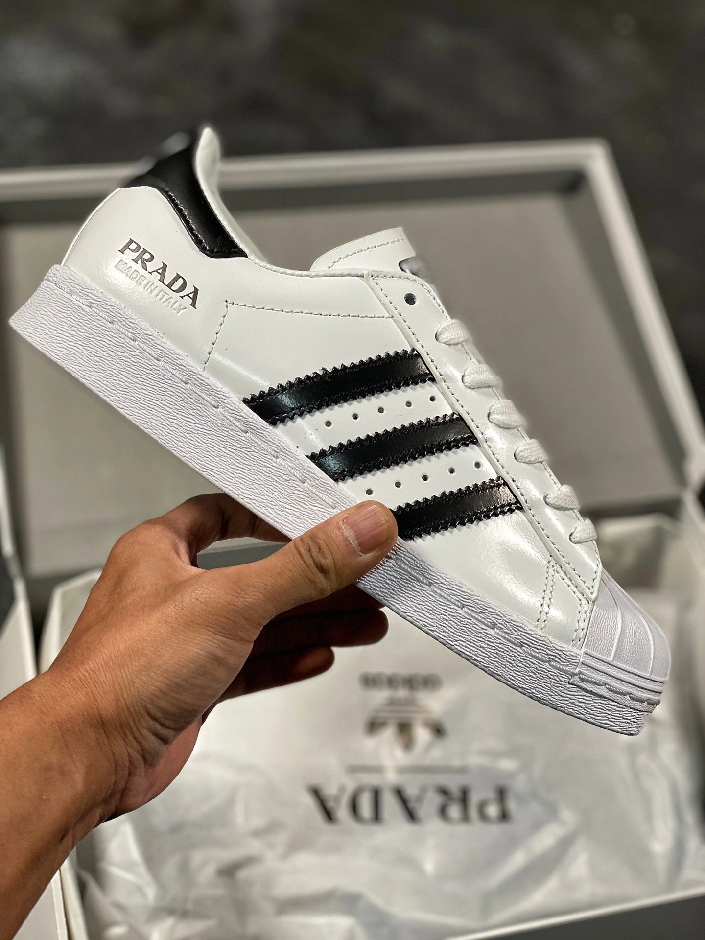 Flying pig-- 14i41s FW6680 Pr141 x Originals Superstar 80s"White Black" item: E-X000L2427B