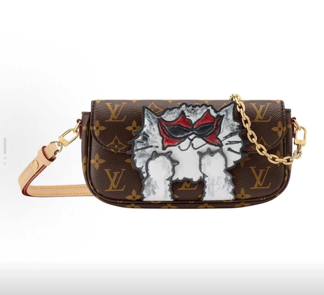 MOMO-- 8V M15148 high quality version Wallet on Chain Ivy Travel With Grace Codington item:E-B000J1838