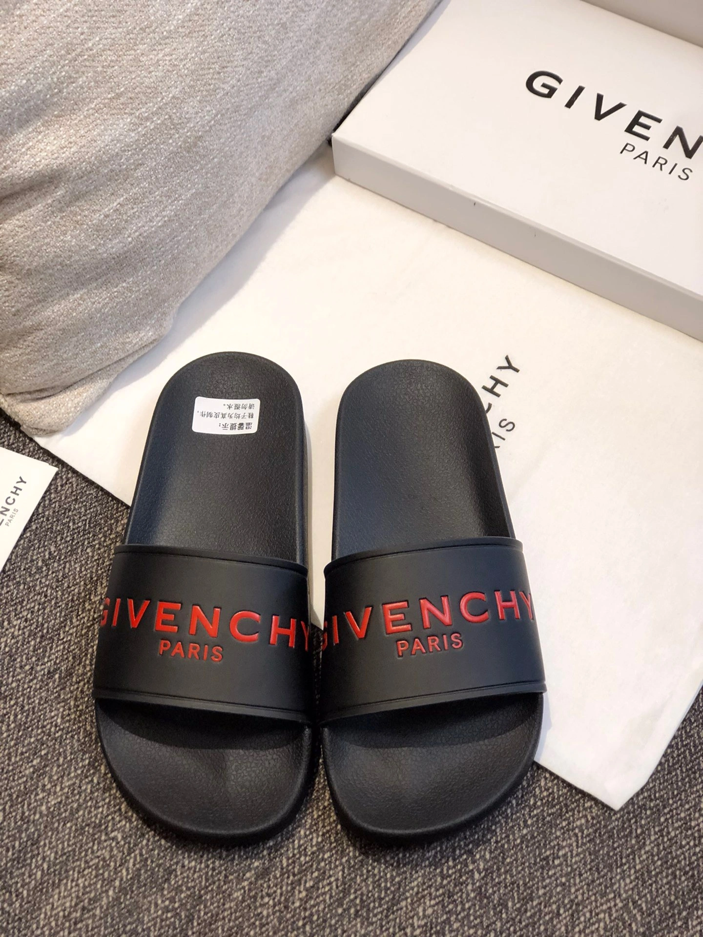 & slipper 1:1counters quality BH300HH0EL item number：017E013X0439E2710
