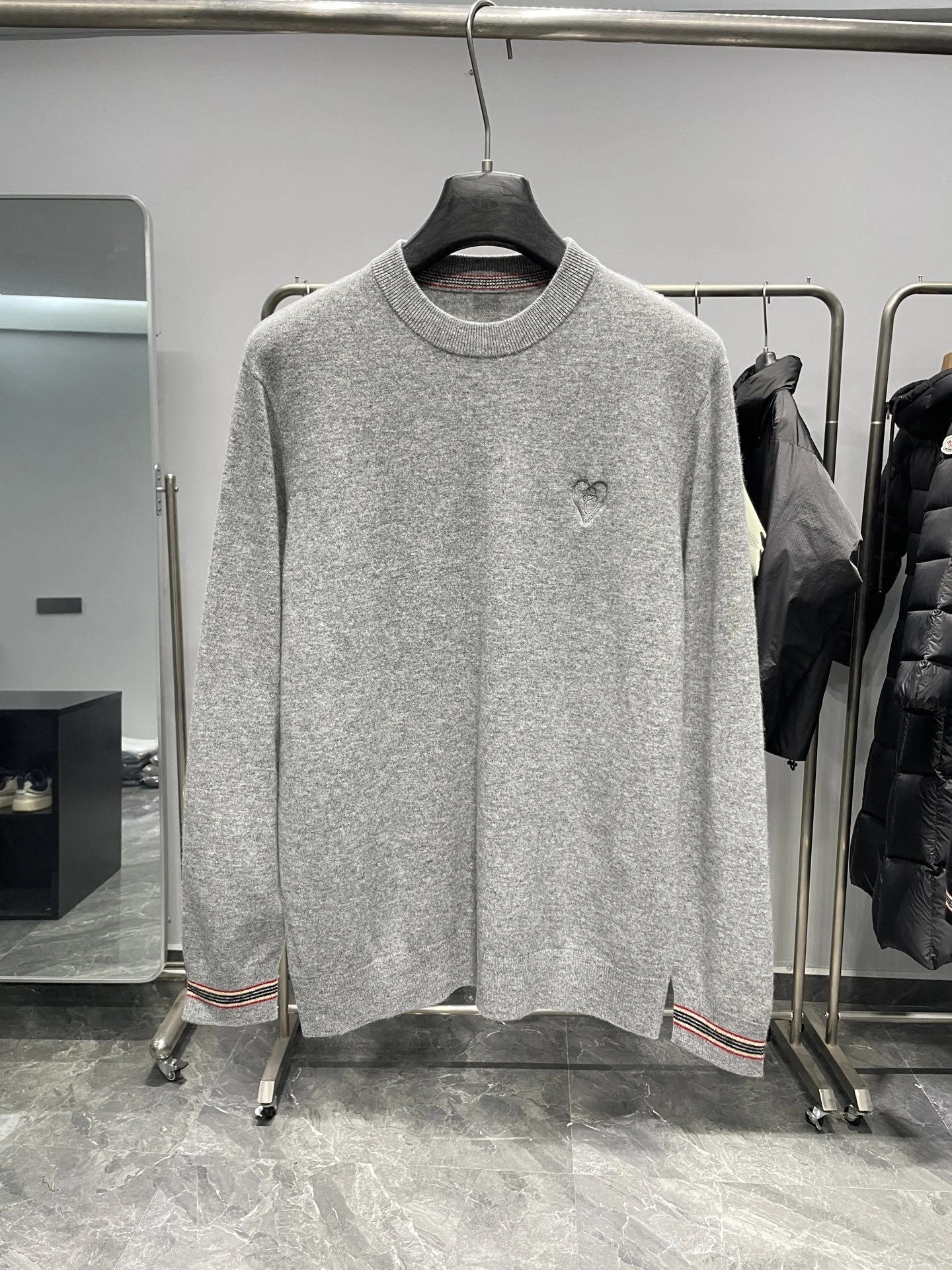Bald Eagle-- 2ur25rry high quality version wool cashmere embroidery Soft and comfortable 2Colour item:E-F360K1811-2