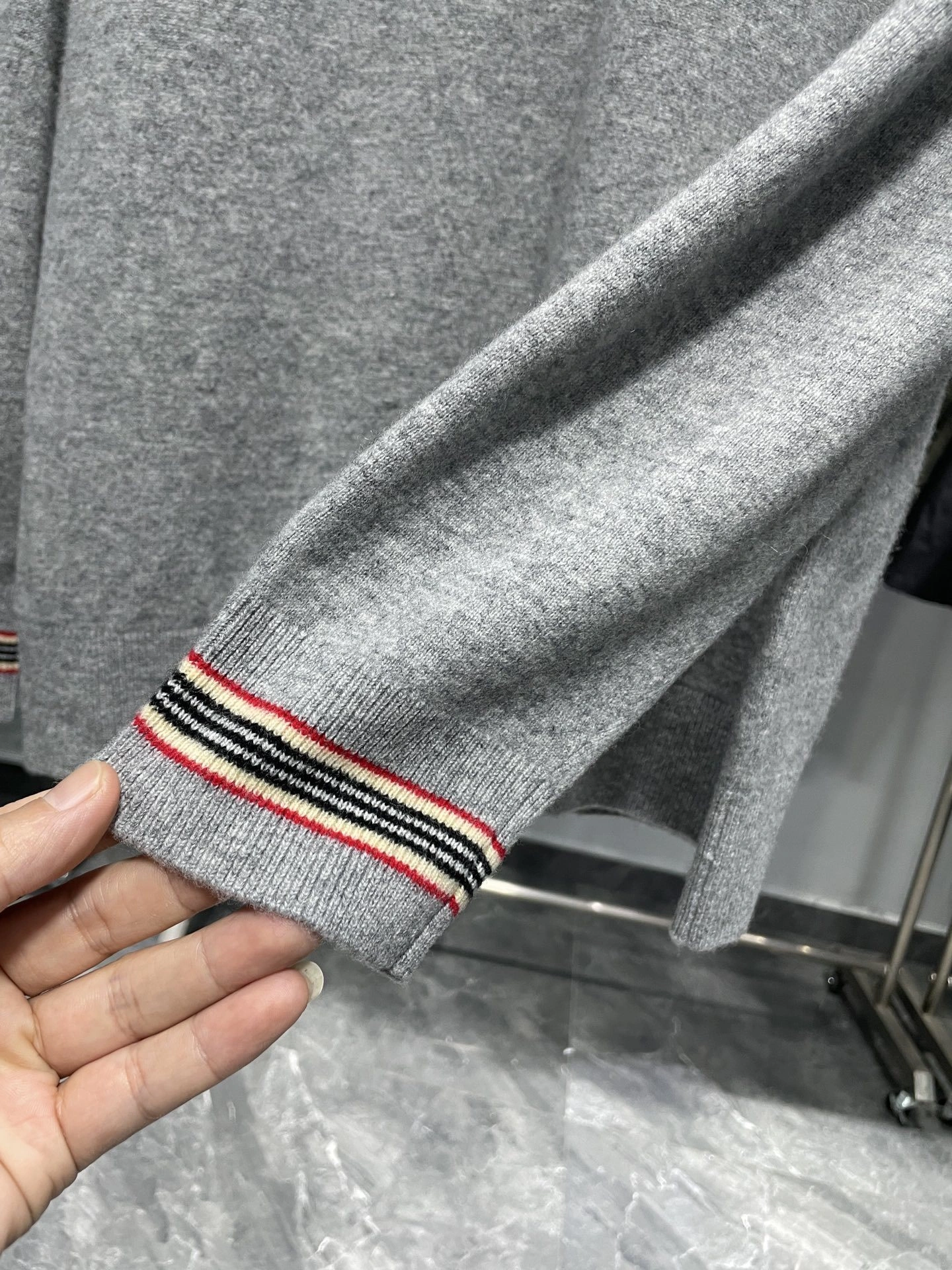 Bald Eagle-- 2ur25rry high quality version wool cashmere embroidery Soft and comfortable 2Colour item:E-F360K1811-2
