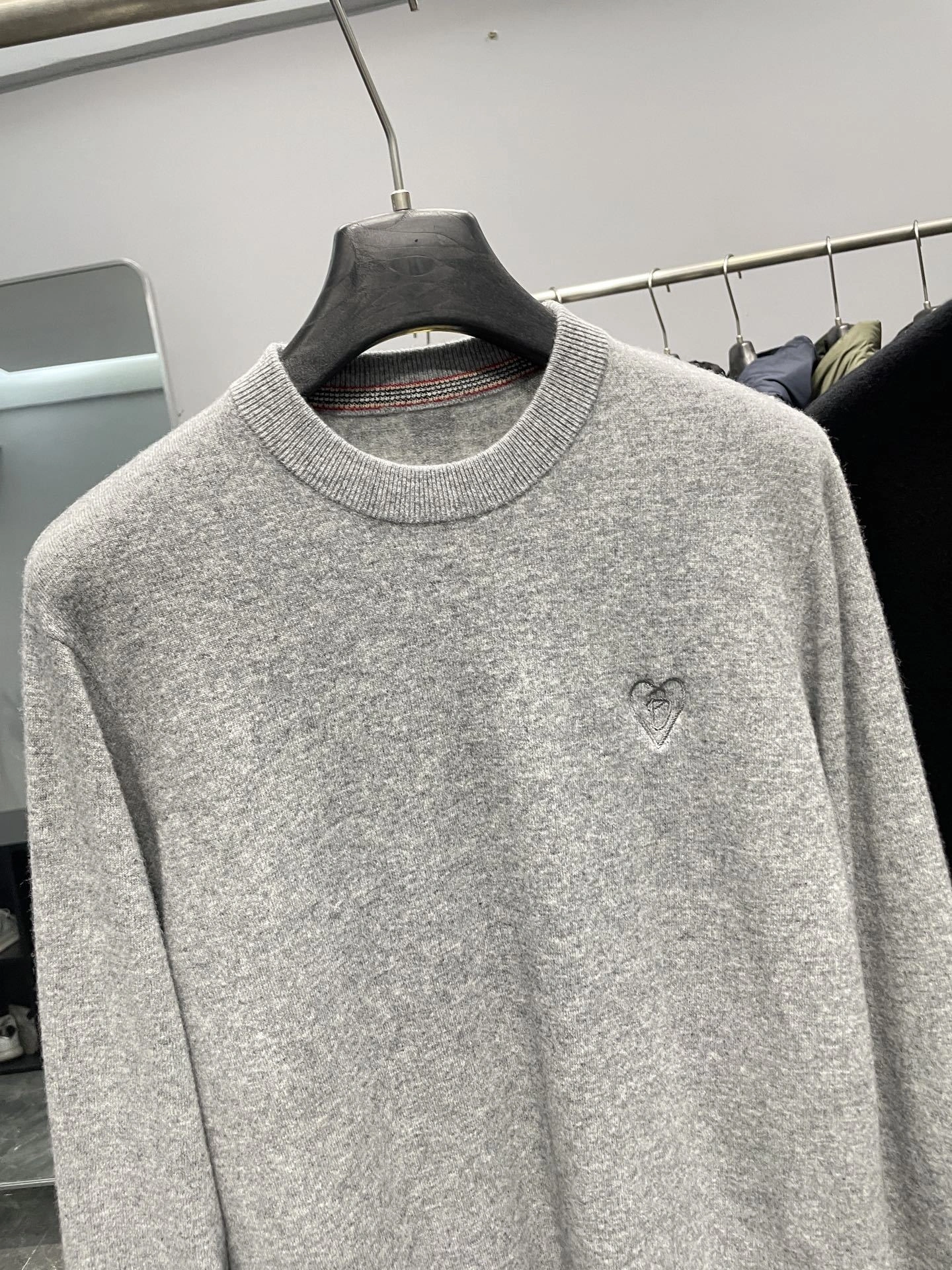Bald Eagle-- 2ur25rry high quality version wool cashmere embroidery Soft and comfortable 2Colour item:E-F360K1811-2