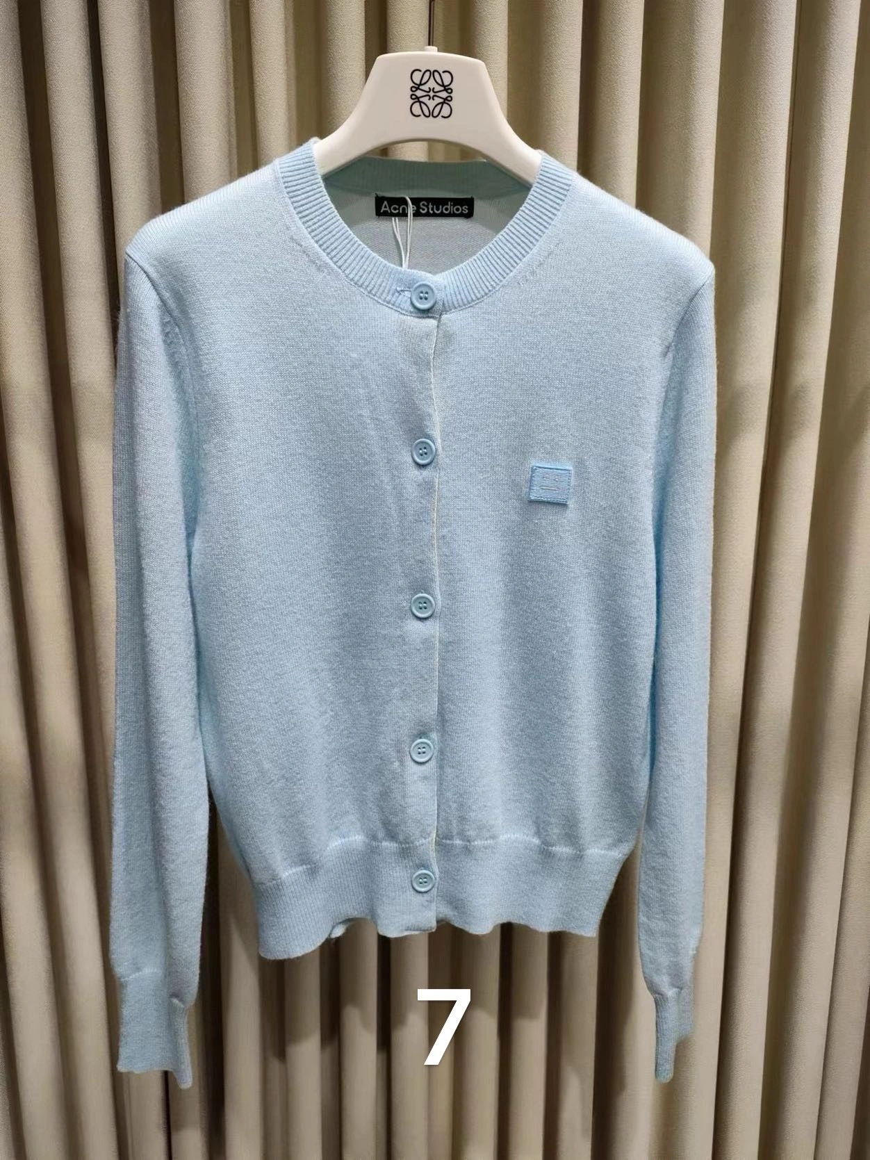 & victoria- 1395 wool item:D-F140J2125-8