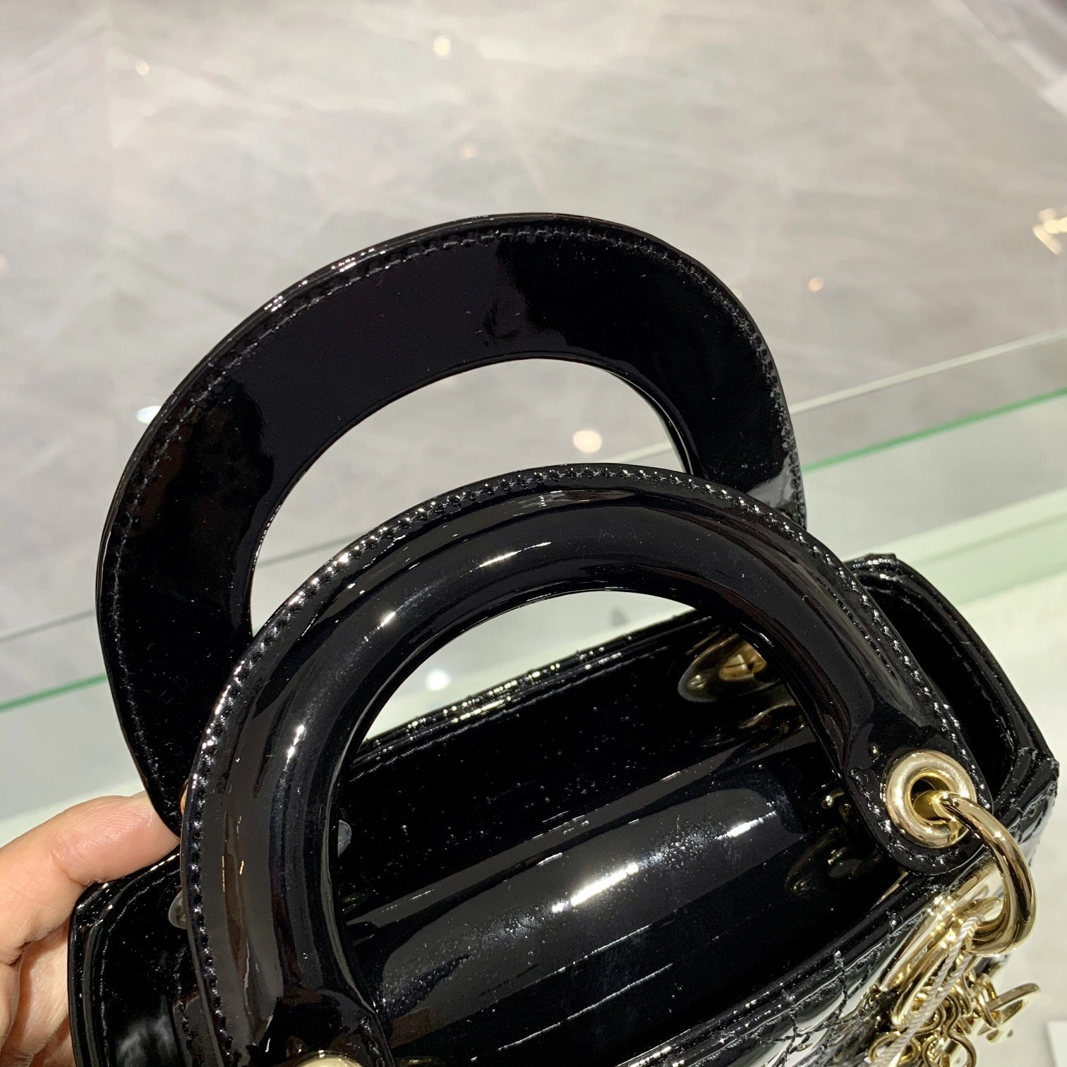 Custombag--M0505OWCB_M900 M0505OWCB-M900 Lady high quality version Black patent leather item：C-B803D0735