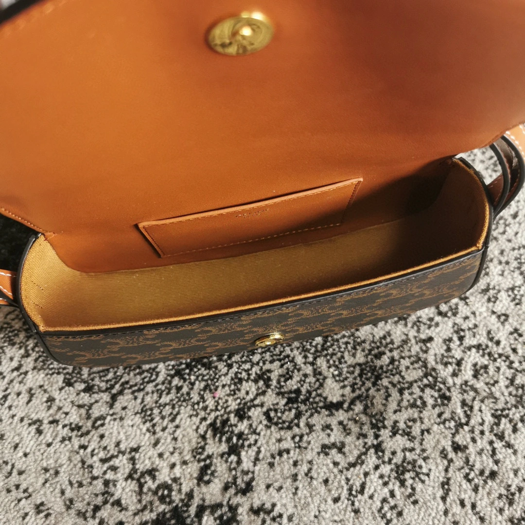 101592 TaBou Clutch item:B-B058B1301