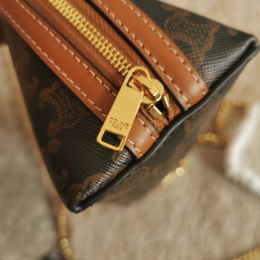 10E382 TRIOMPHE Sheepskin item:B-B043B1207
