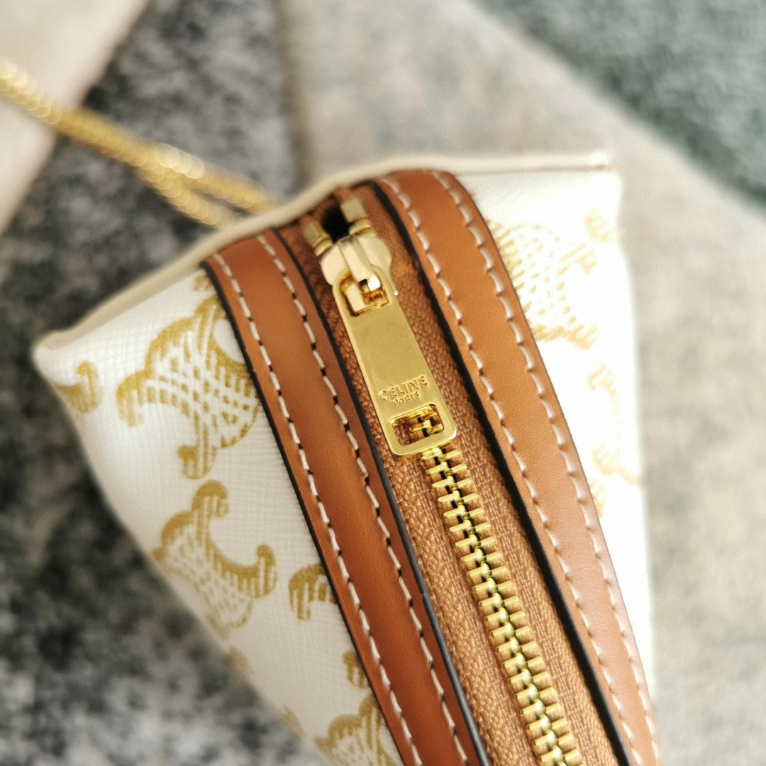 10E382 TRIOMPHE item:B-B043B1208