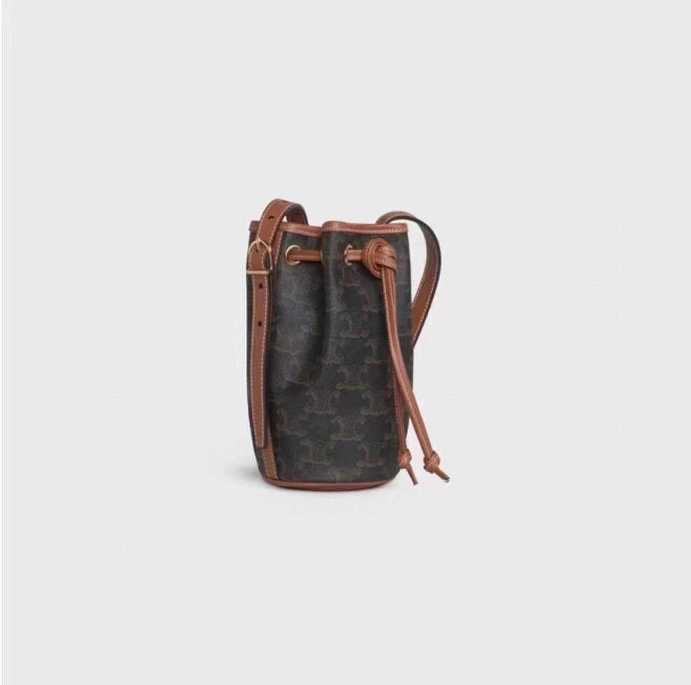 10H492 item:B-B047B1333