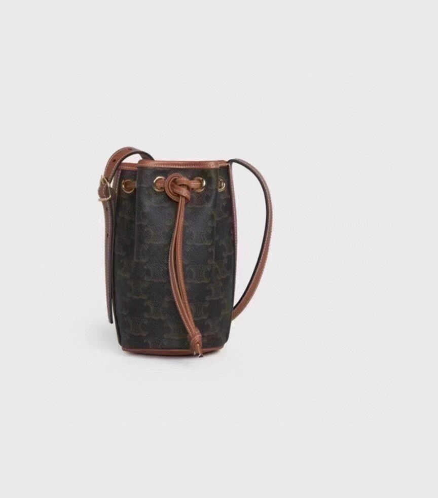 10H492 item:B-B047B1333