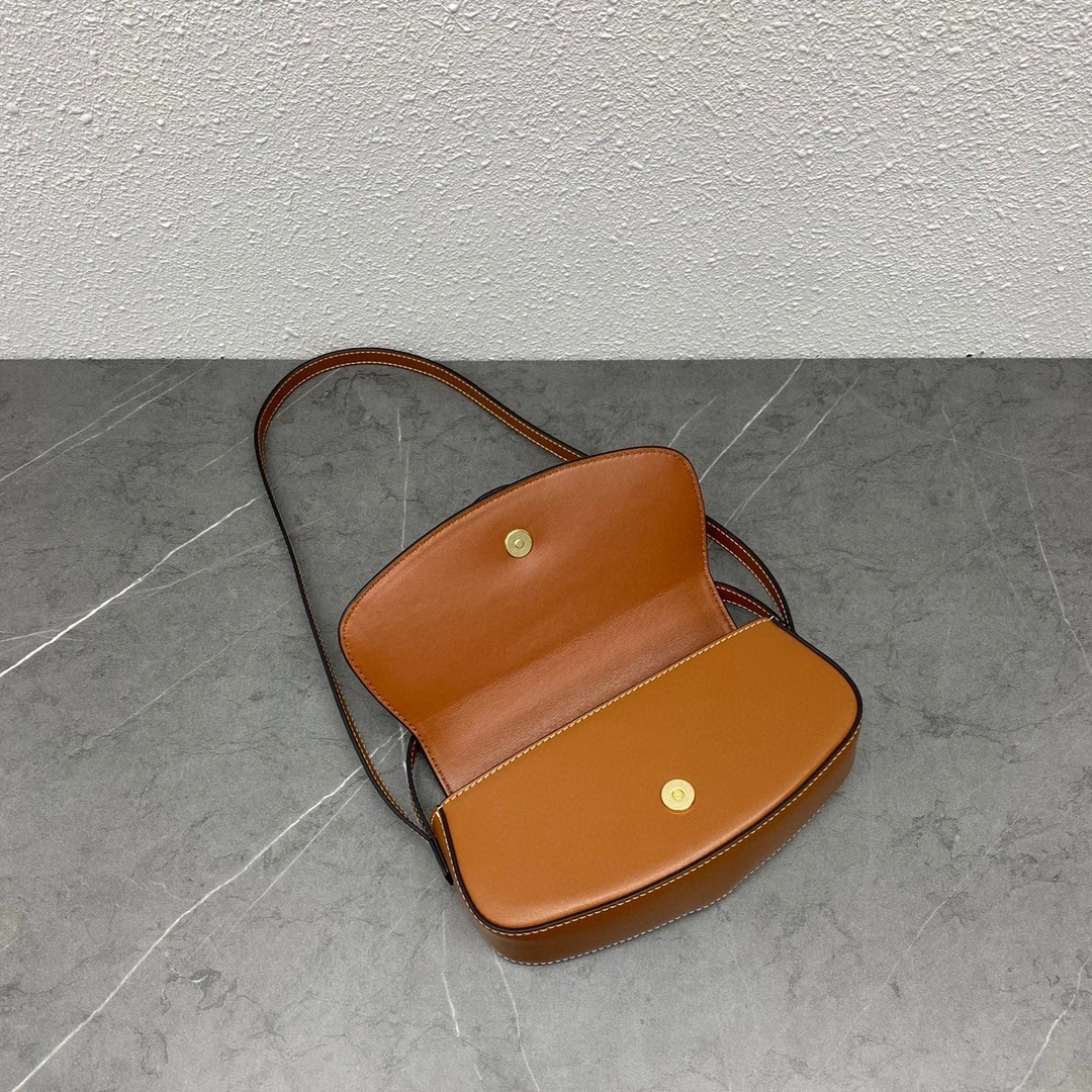 10I593DQ1 cowhide item : BT-B017B2450