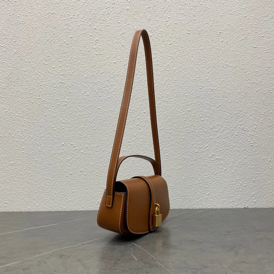 10I593DQ1 cowhide item : BT-B017B2450