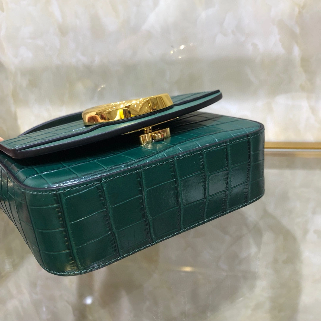 1160 C Bag Crocodile pattern Calf leather item:B-B070B1104