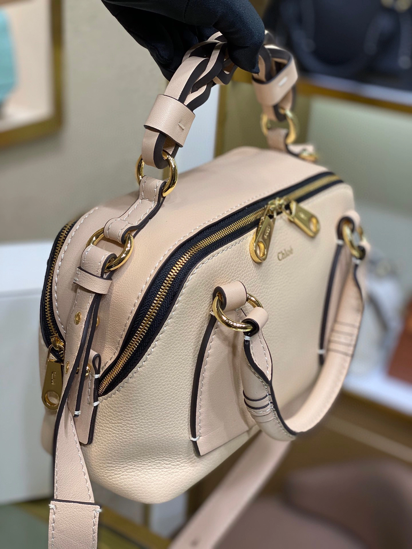 1229 Daria item:B-B078B1114