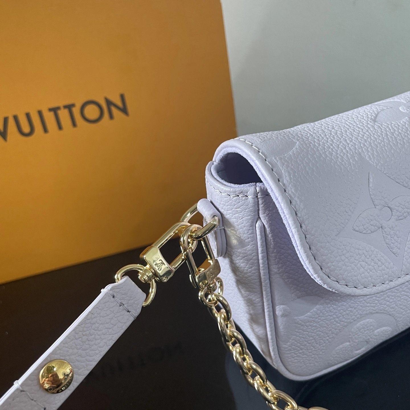 & MOMO-- 8V M25714 high quality version Wallet On Chain Ivy Sac Recoleta cowhide item:E-B177I0322