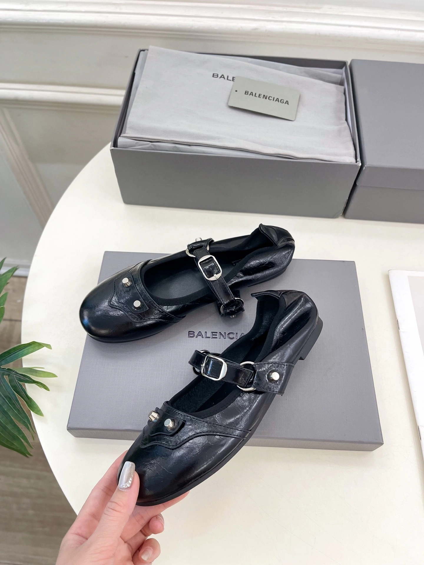 COCO-- 218593i161 828095WAD4Y1080 Heel height：1CM Calfskin sheepskin waxed skin item:E-X032D4019