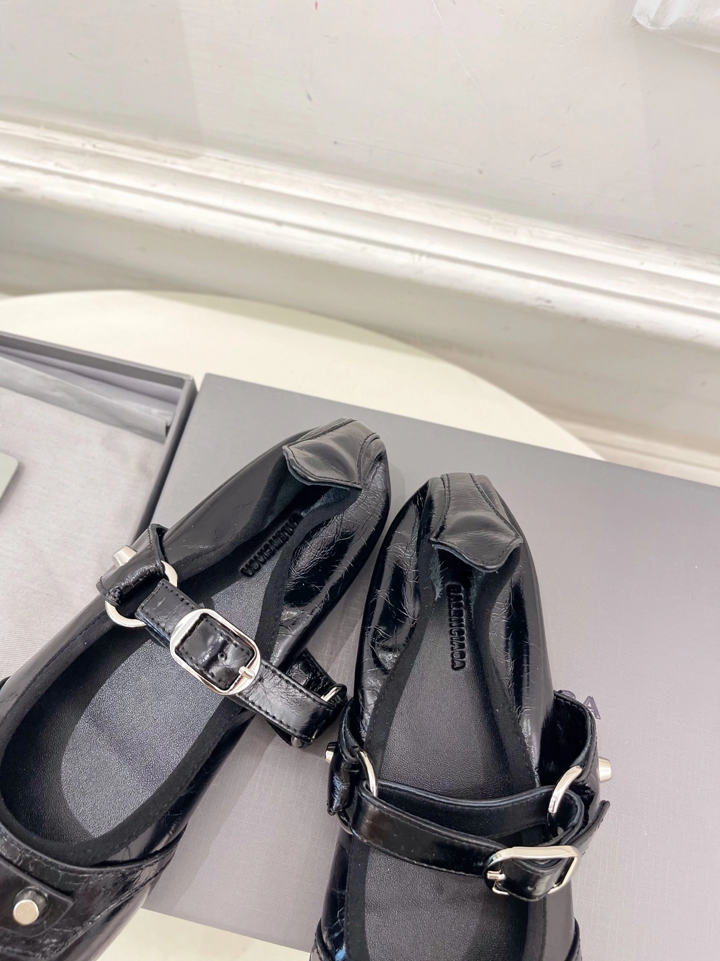 COCO-- 218593i161 828095WAD4Y1080 Heel height：1CM Calfskin sheepskin waxed skin item:E-X032D4019