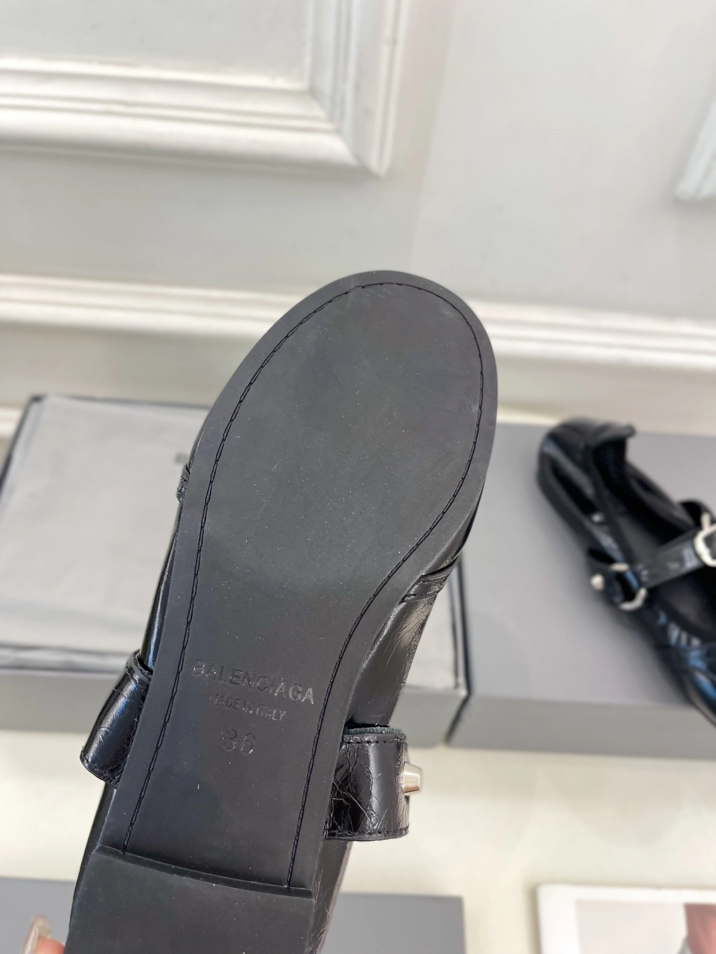 COCO-- 218593i161 828095WAD4Y1080 Heel height：1CM Calfskin sheepskin waxed skin item:E-X032D4019