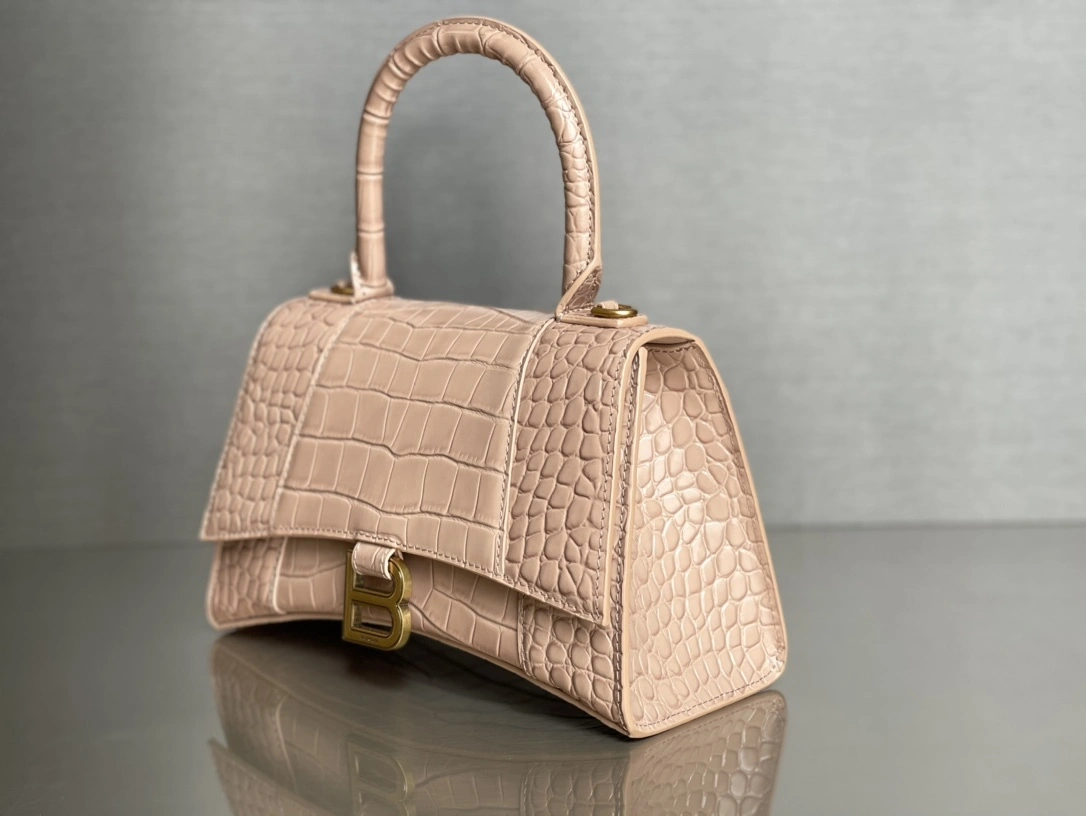 MOMO-- 218593i161 5935461LRGM6310 high quality version cowhide sheepskin item:D-B000I2522