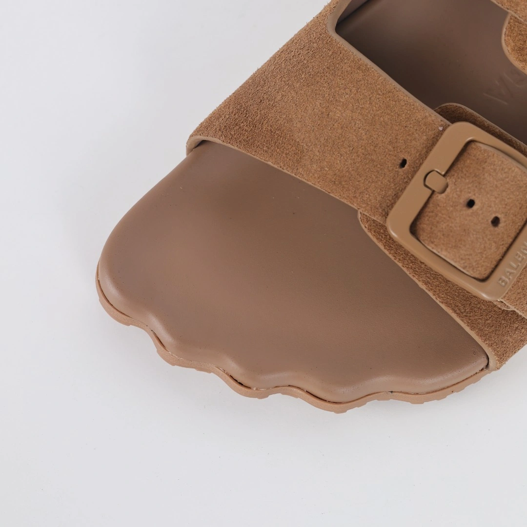 OOBB-- 218593i161 761726WCGA12200 761342WCGA12200 cowhide Thick soles：3CM item:D-X575H2967
