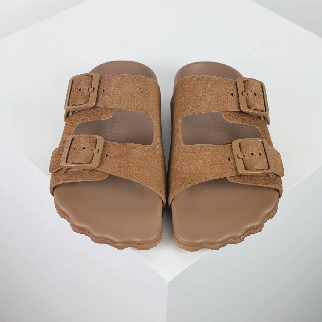 OOBB-- 218593i161 761726WCGA12200 761342WCGA12200 cowhide Thick soles：3CM item:D-X575H2967