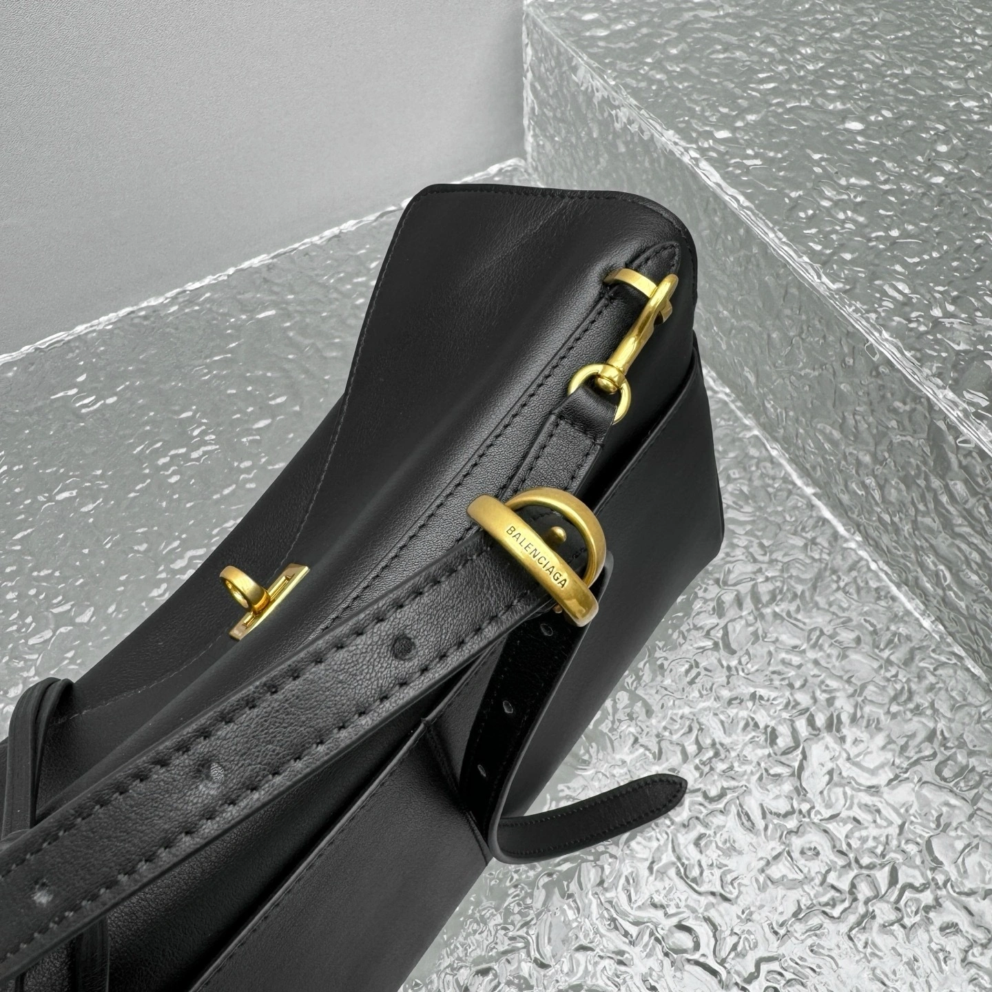 MOMO-- 218593i161 8217872AA4V1000 high quality version Rodeo Shouler Bag item:E-B664G1741