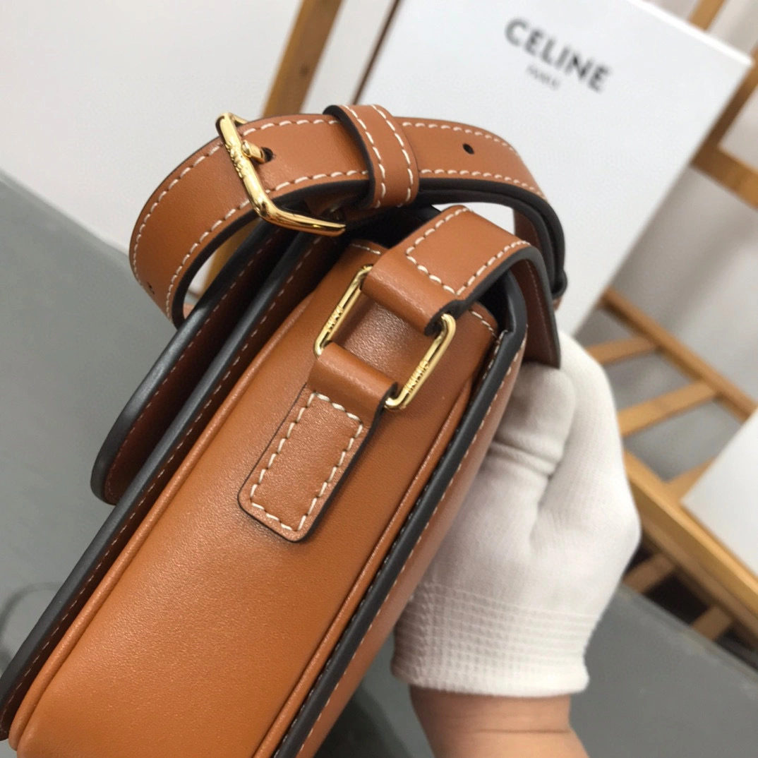 &187363BFN-04LU TRIOMPHE Calf leather item:B-B000B1426