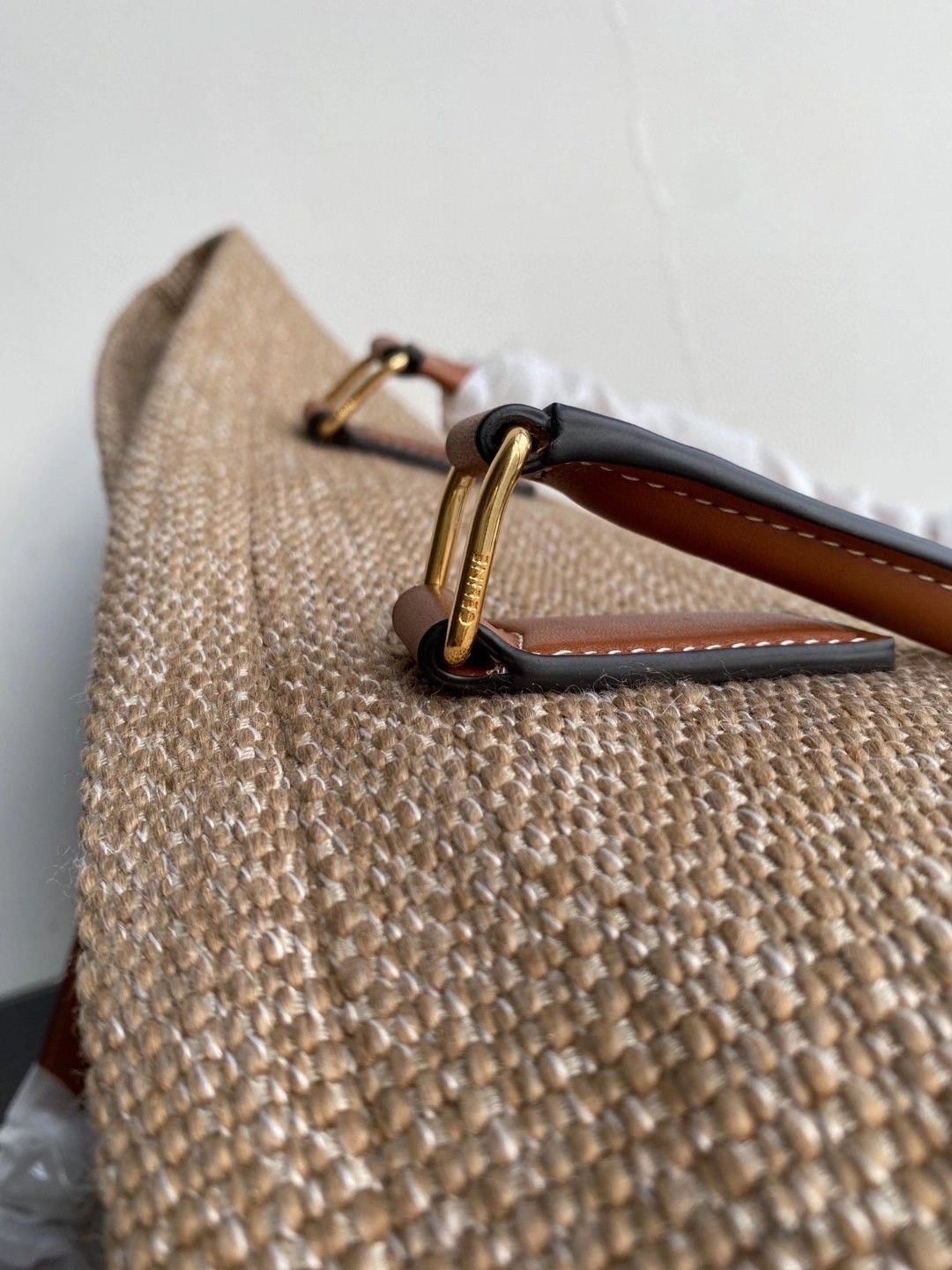 190062 Calfskin item : BT-B225C1843