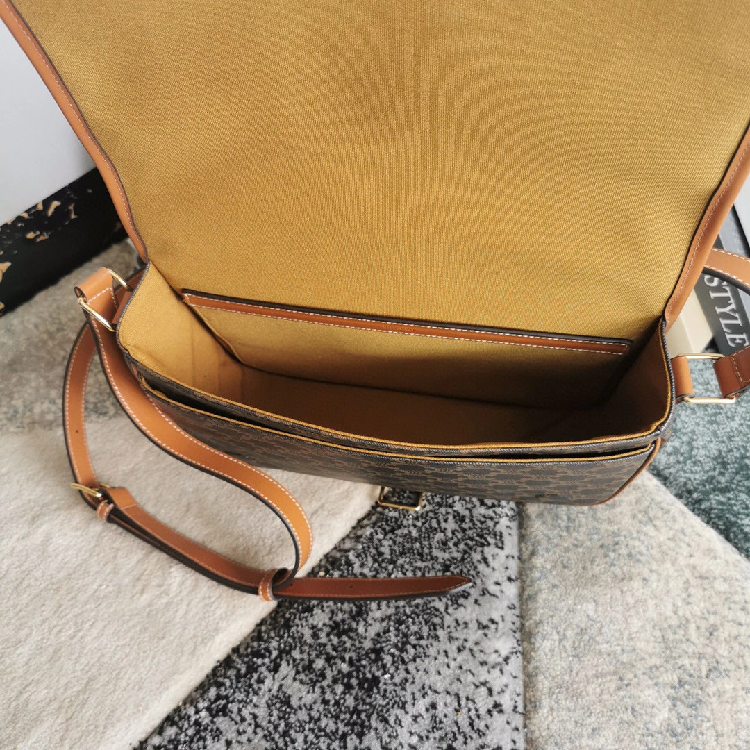 193902 FOLCO TRIOMPHE Sheepskin item:B-B065B1250