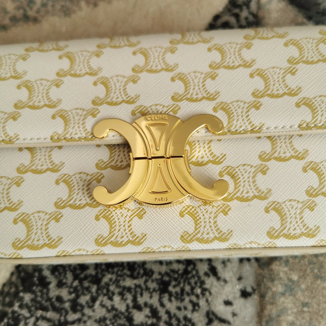 194142 Triomphe item:B-B068B1308