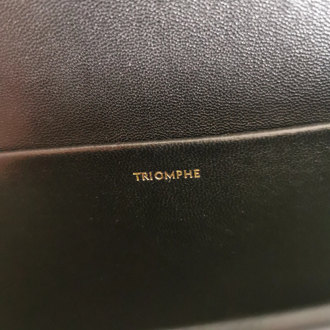 194143 Triomphe item:B-B078B1304