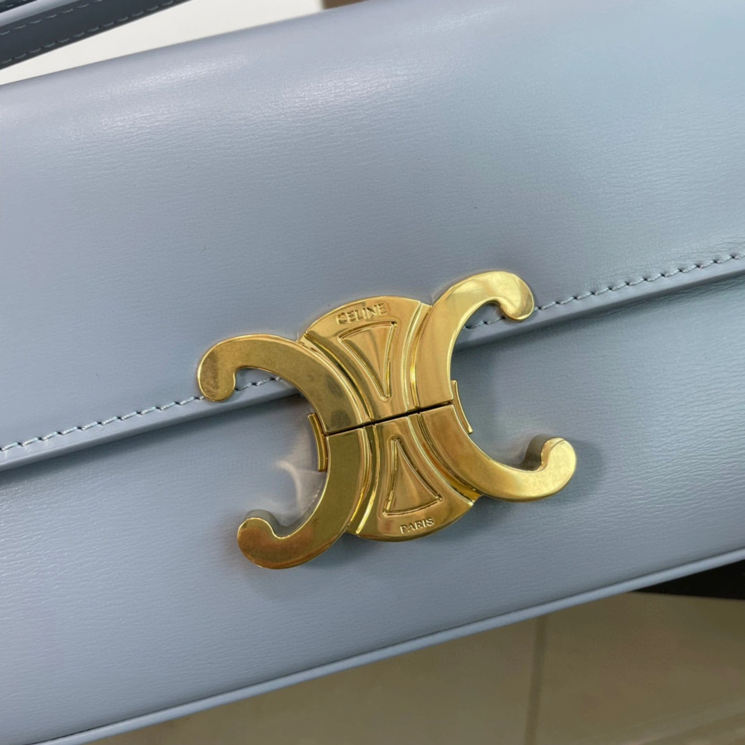 194143BF4-07AU Triomphe Shoulder Bag 2021s item:B-B000B1420