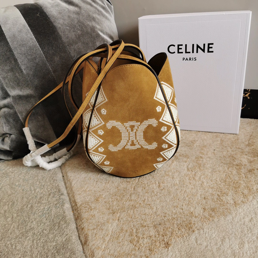 194983 MARLOU TRIOMPHE Embroidery cowhide item:B-B073B1259
