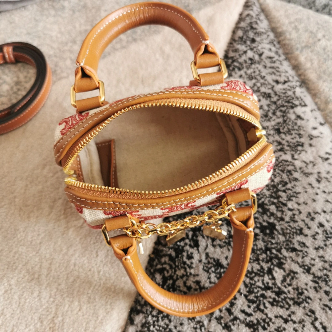 195112 Embroidery TRIOMRHE item:B-B065B1203