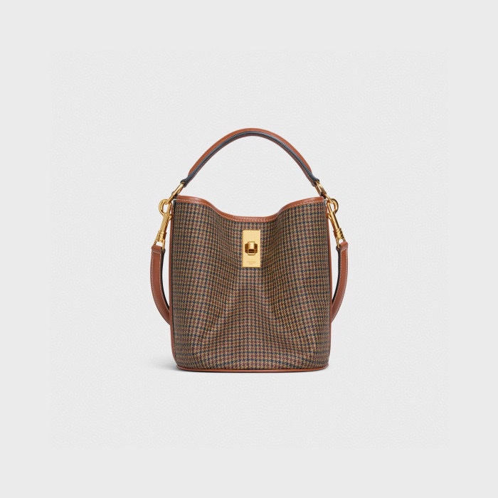 195573 BUCKET 16 item:B-B092B1215